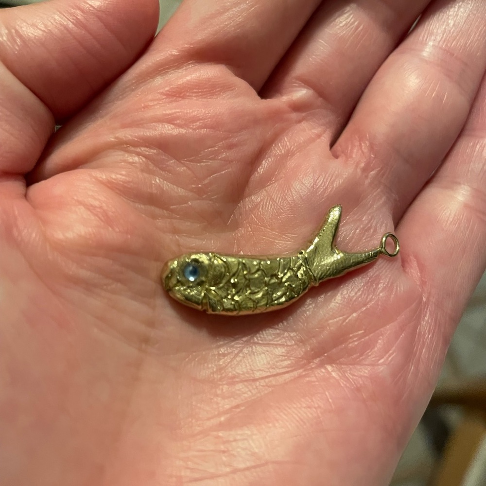 Susan Alexandra Pisces (fish) charm